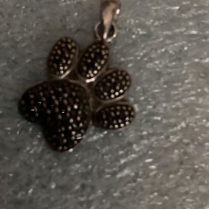Sterling silver  paw 925